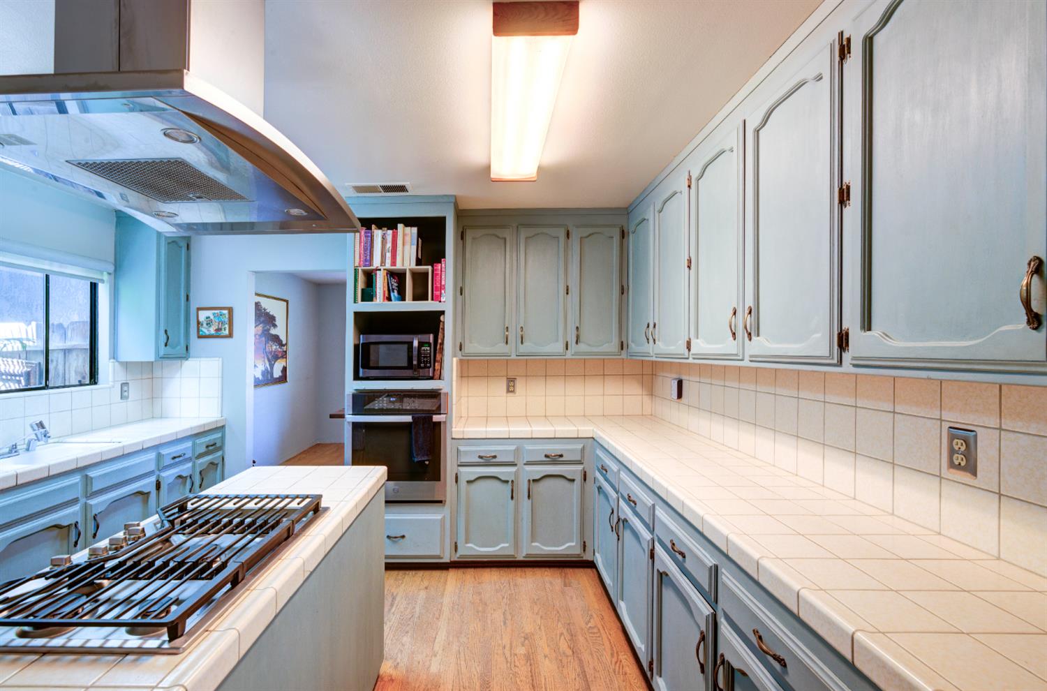 1359 W Moraga Rd, Fresno, CA 93711