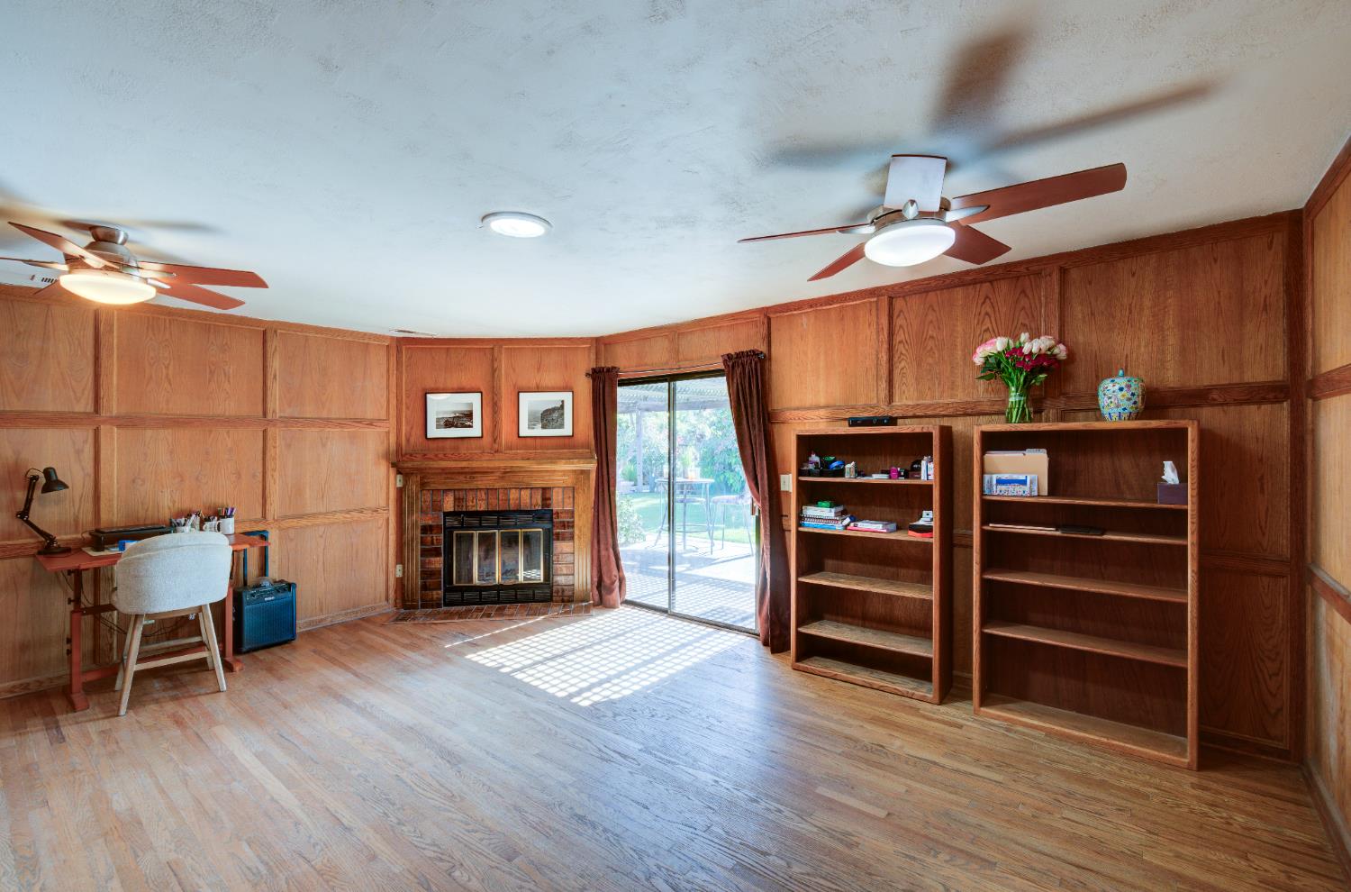 1359 W Moraga Rd, Fresno, CA 93711