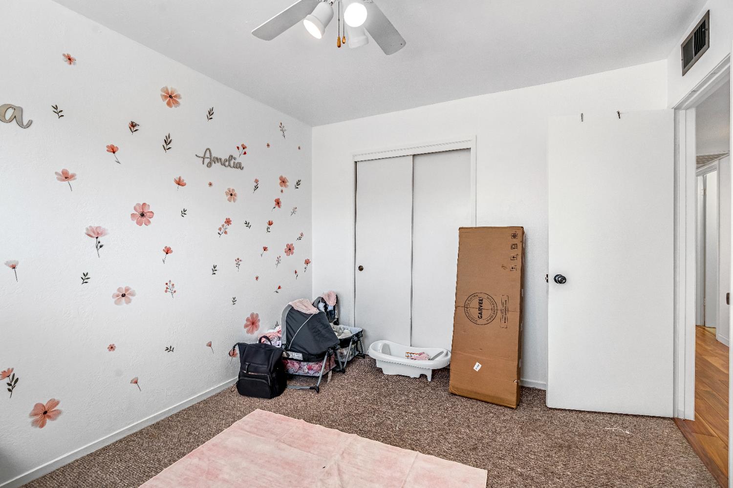 3415 W Oswego Ave, Fresno, CA 93711