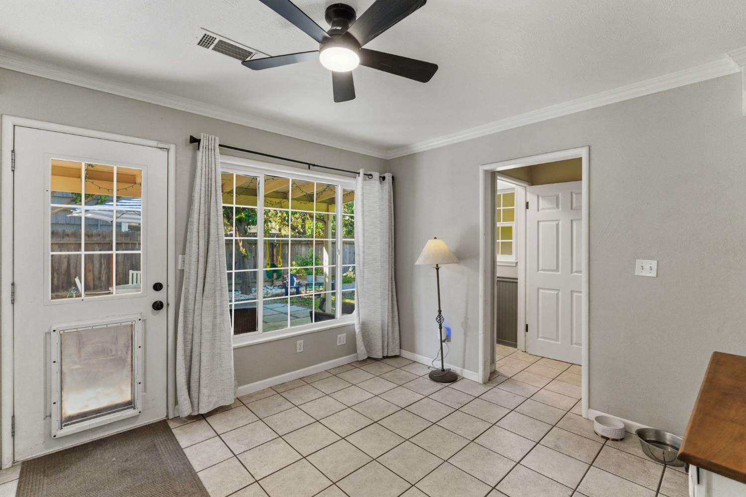 3144 E Sussex Way, Fresno, CA 93726