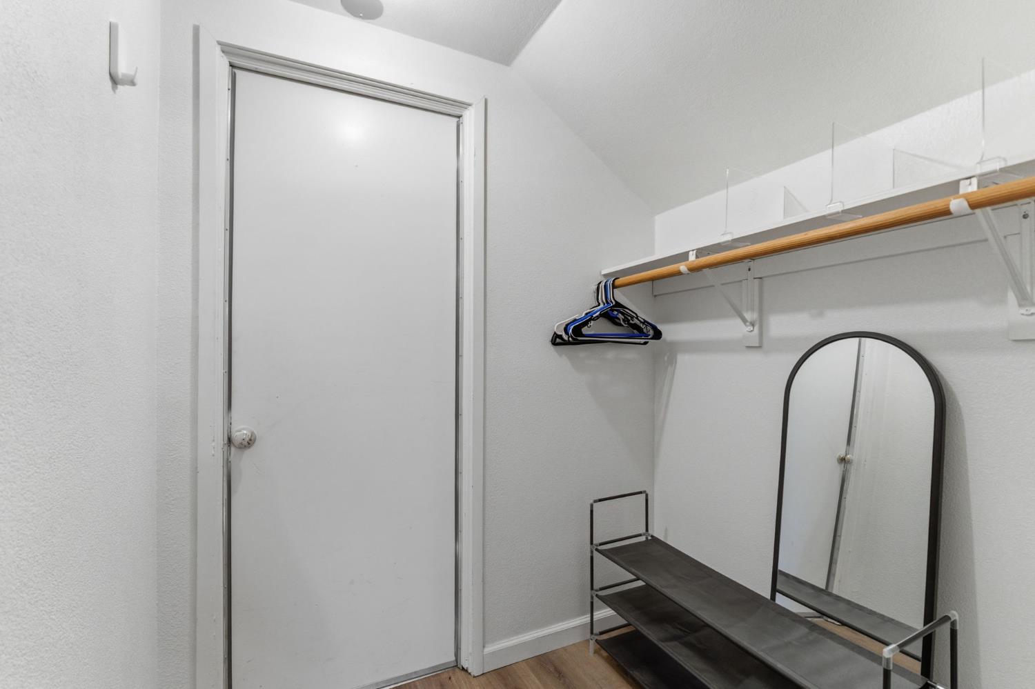 3144 E Sussex Way, Fresno, CA 93726