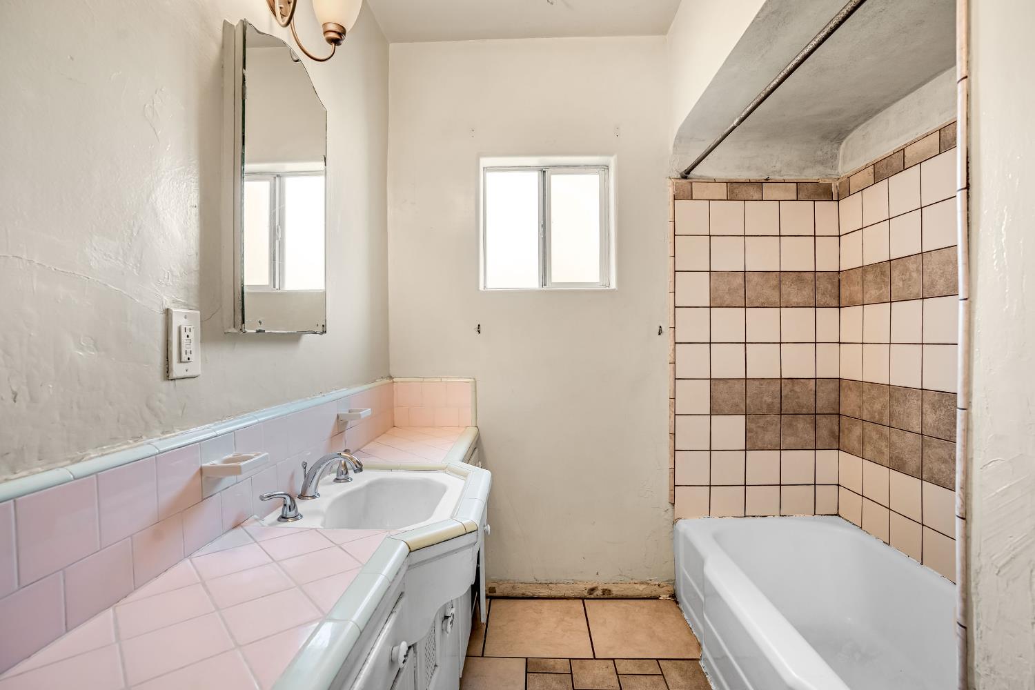 4332 E Ball Ave, Fresno, CA 93702