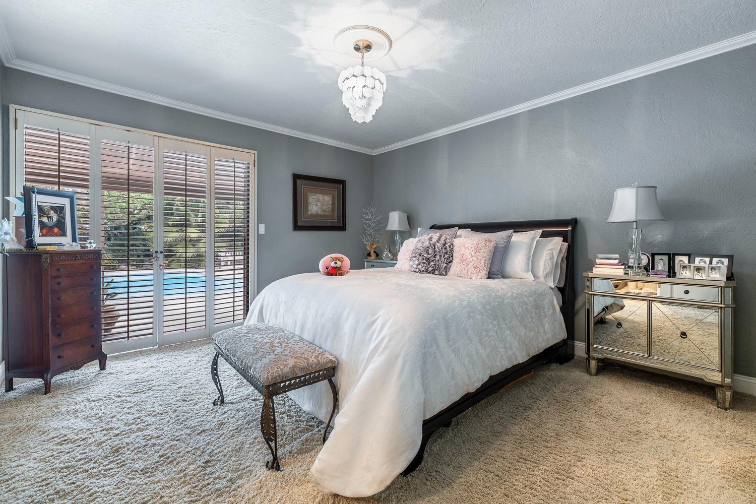 5627 N Kavanagh Ave, Fresno, CA 93711