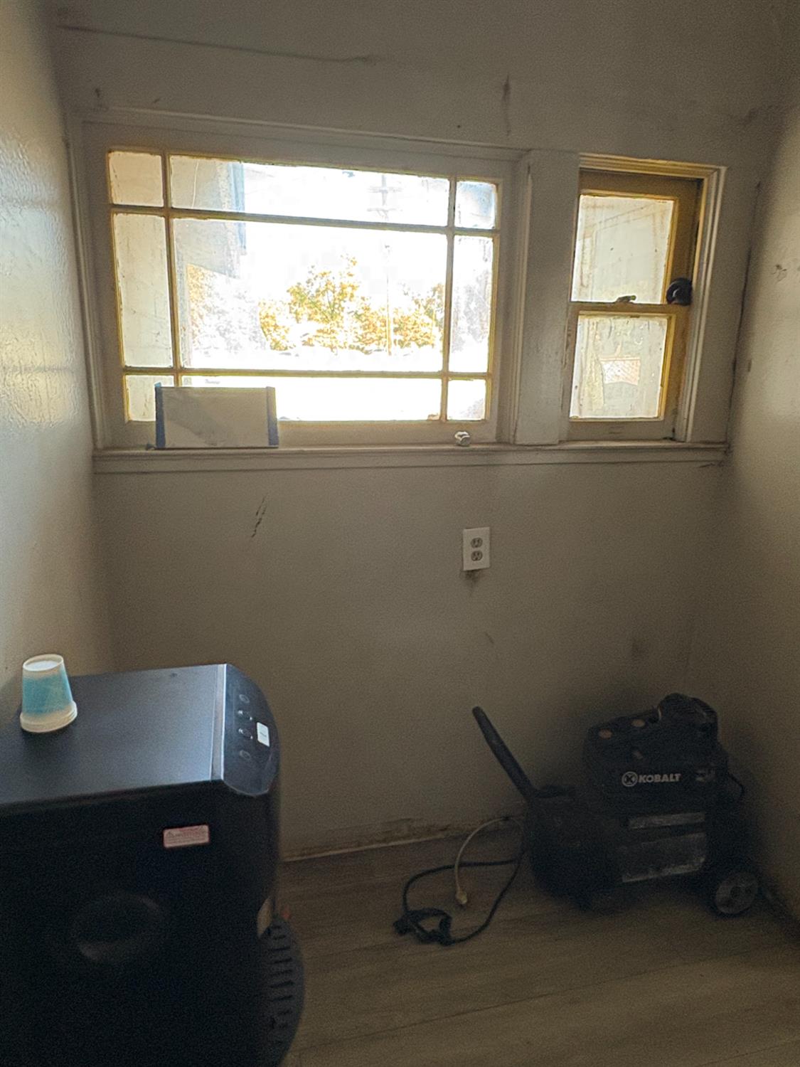 611 E Kearney Blvd, Fresno, CA 93706