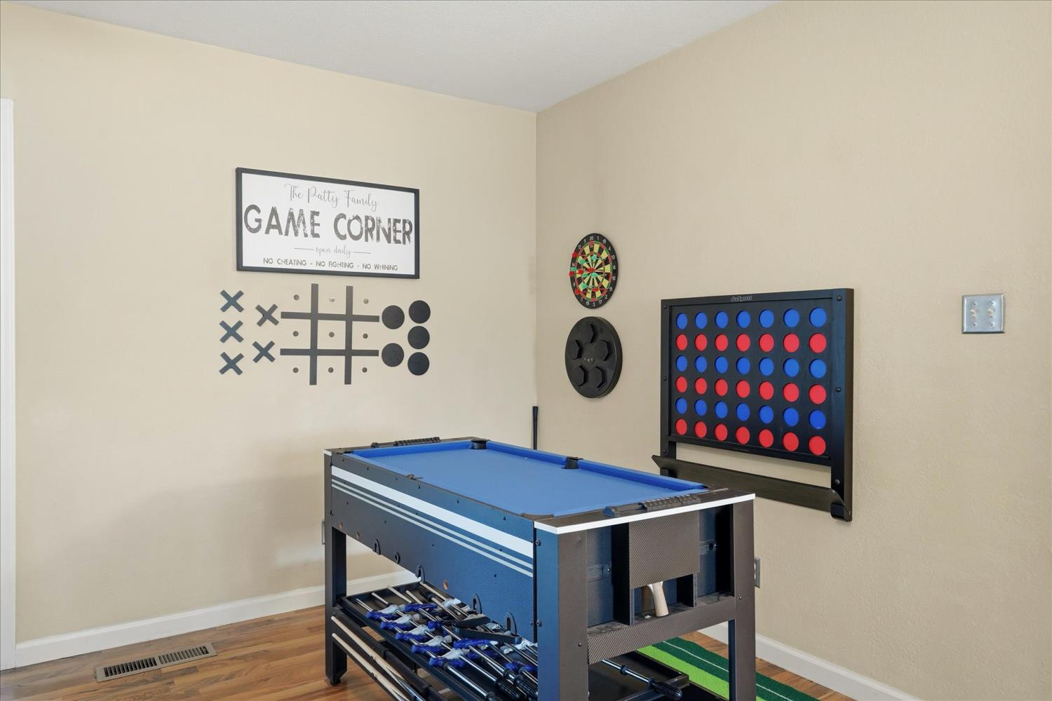 6721 N Harrison Ave, Fresno, CA 93711