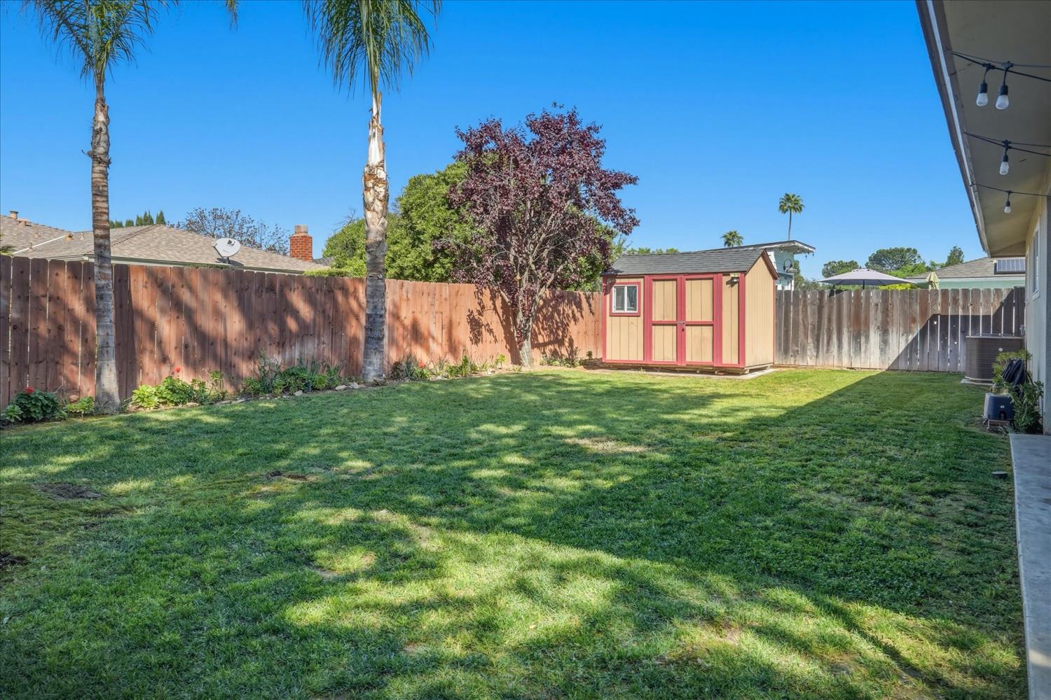 6721 N Harrison Ave, Fresno, CA 93711