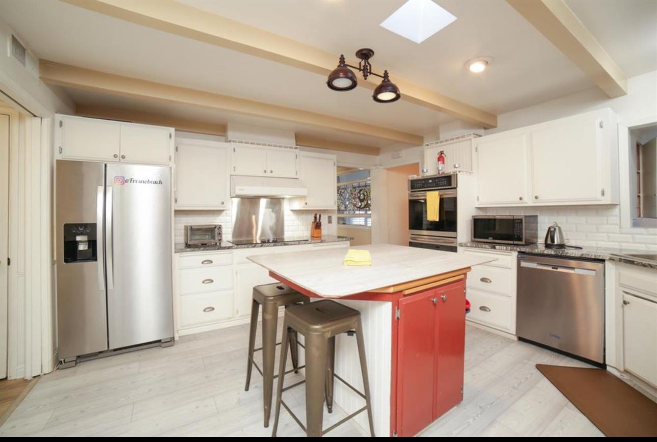 5543 N 7Th St, Fresno, CA 93710