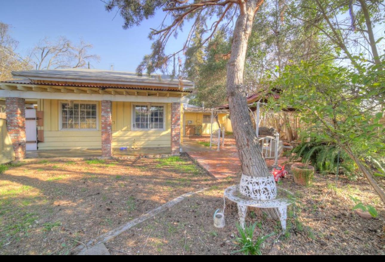 5543 N 7Th St, Fresno, CA 93710