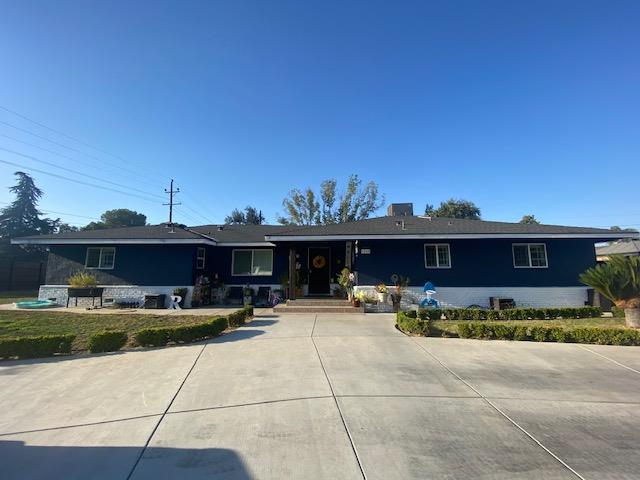 1248 W Alamos Ave, Fresno, CA 93705