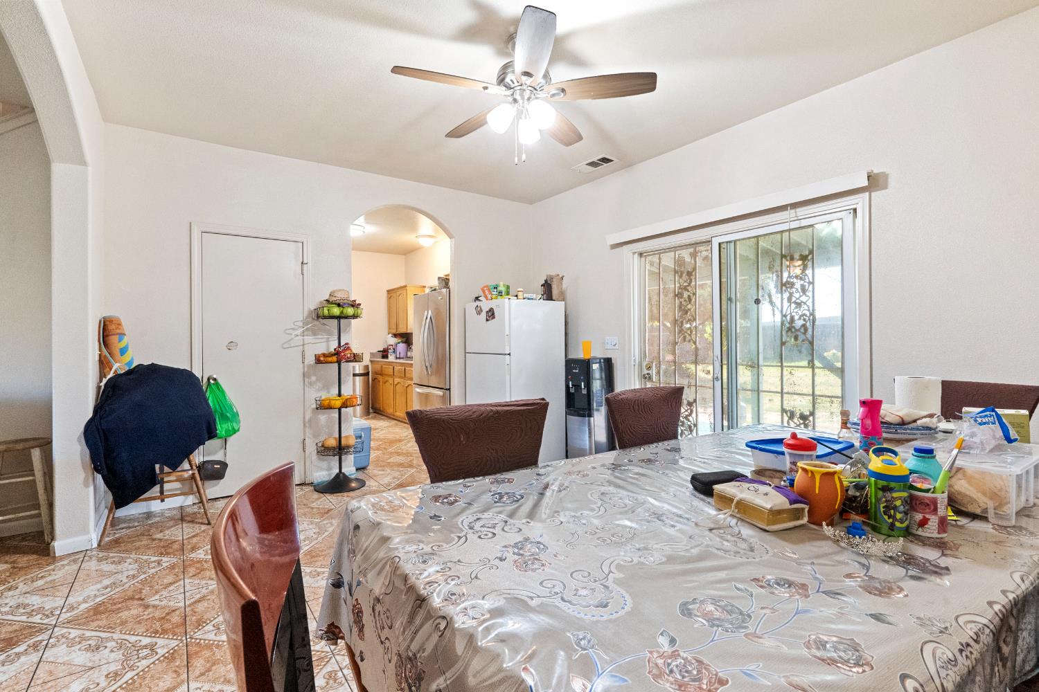 2065 S Wolters Ave, Fresno, CA 93702