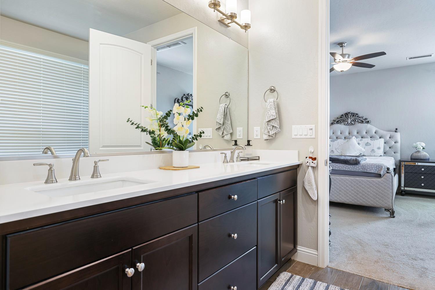 2833 N Armstrong Ave, Fresno, CA 93727