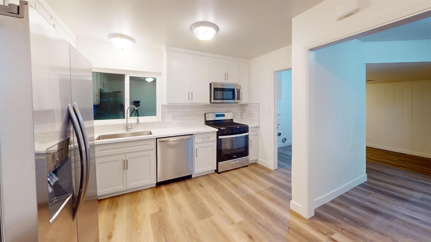 1536 W University Ave, Fresno, CA 93705