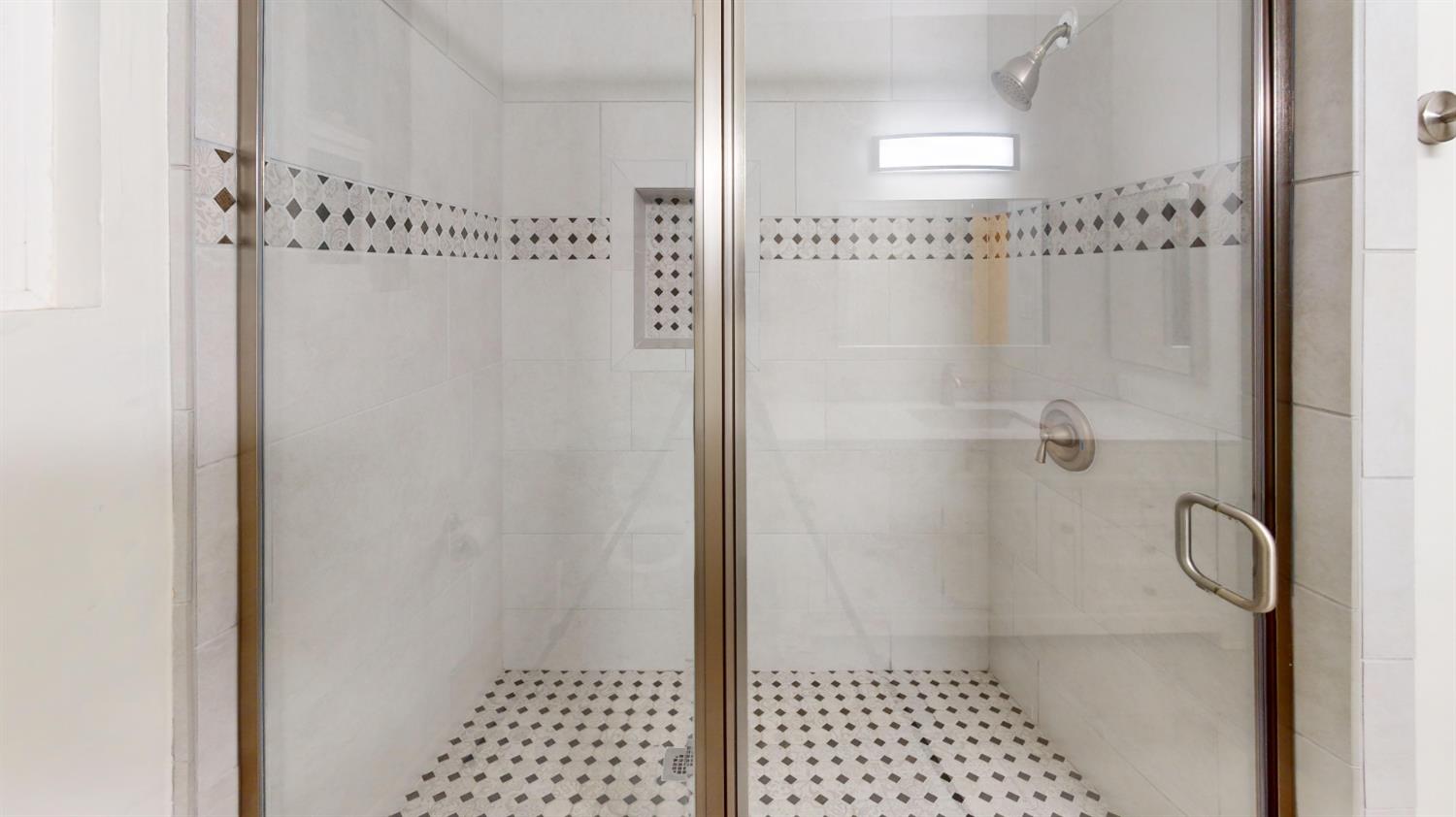 1536 W University Ave, Fresno, CA 93705