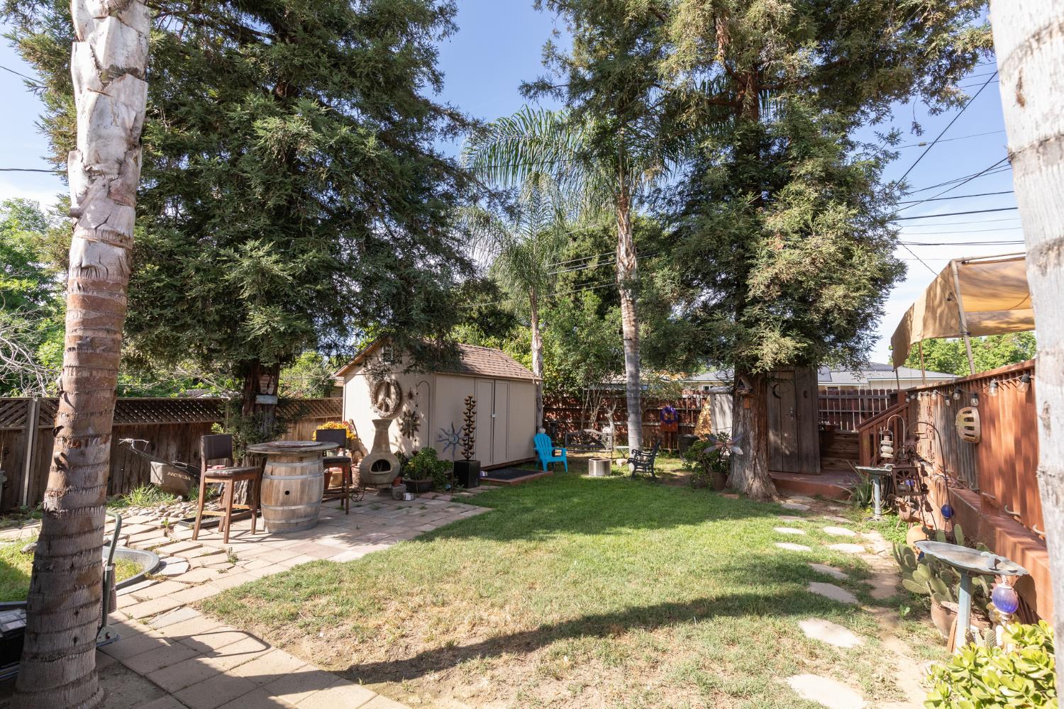 35 E Garland Ave, Fresno, CA 93704