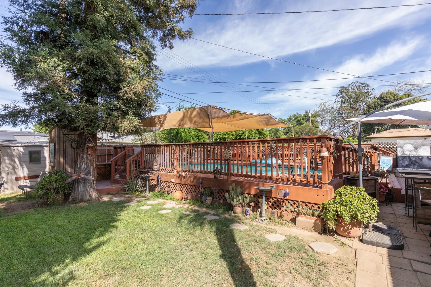 35 E Garland Ave, Fresno, CA 93704