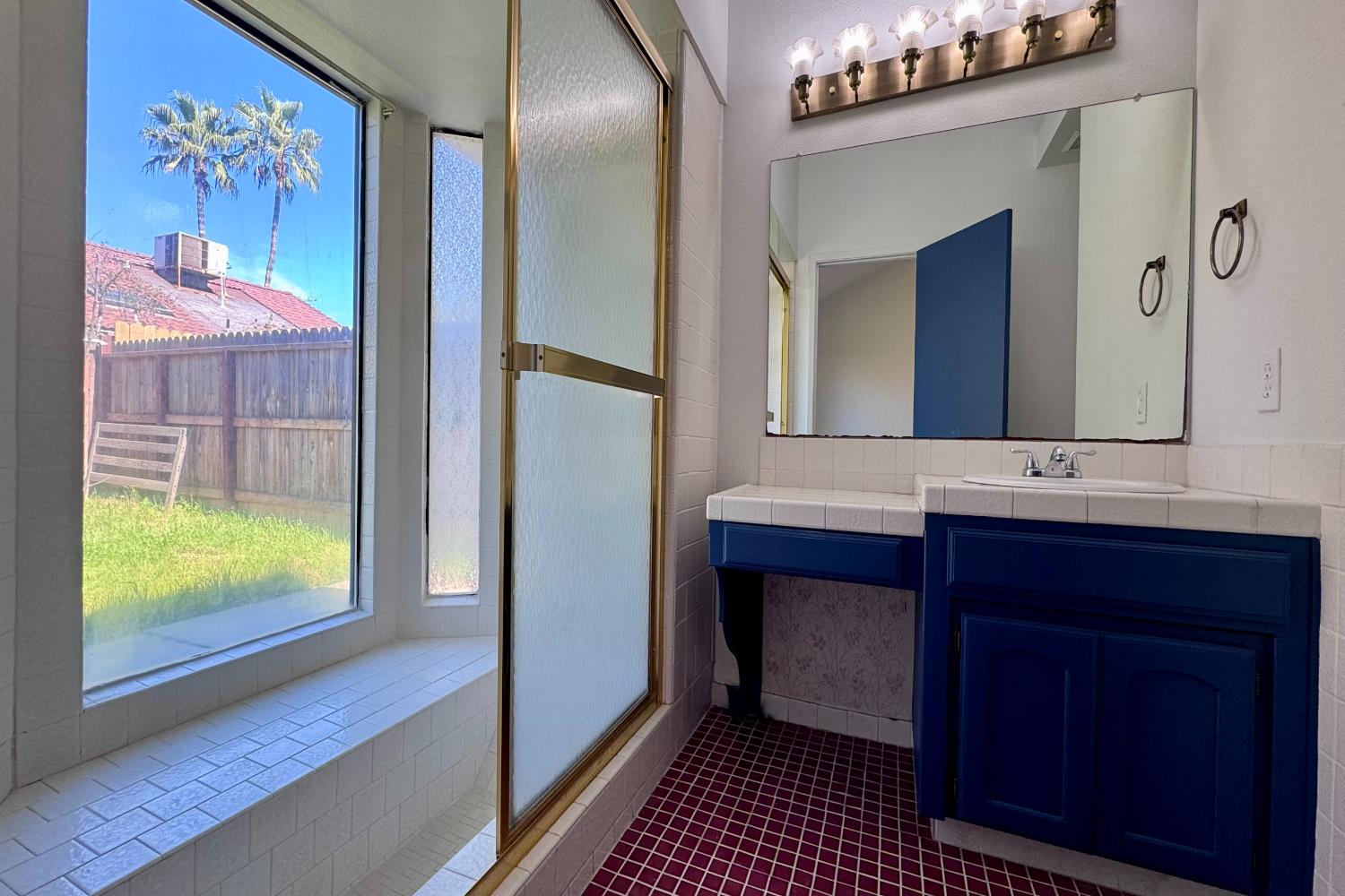 1910 E Eclipse Ave, Fresno, CA 93720