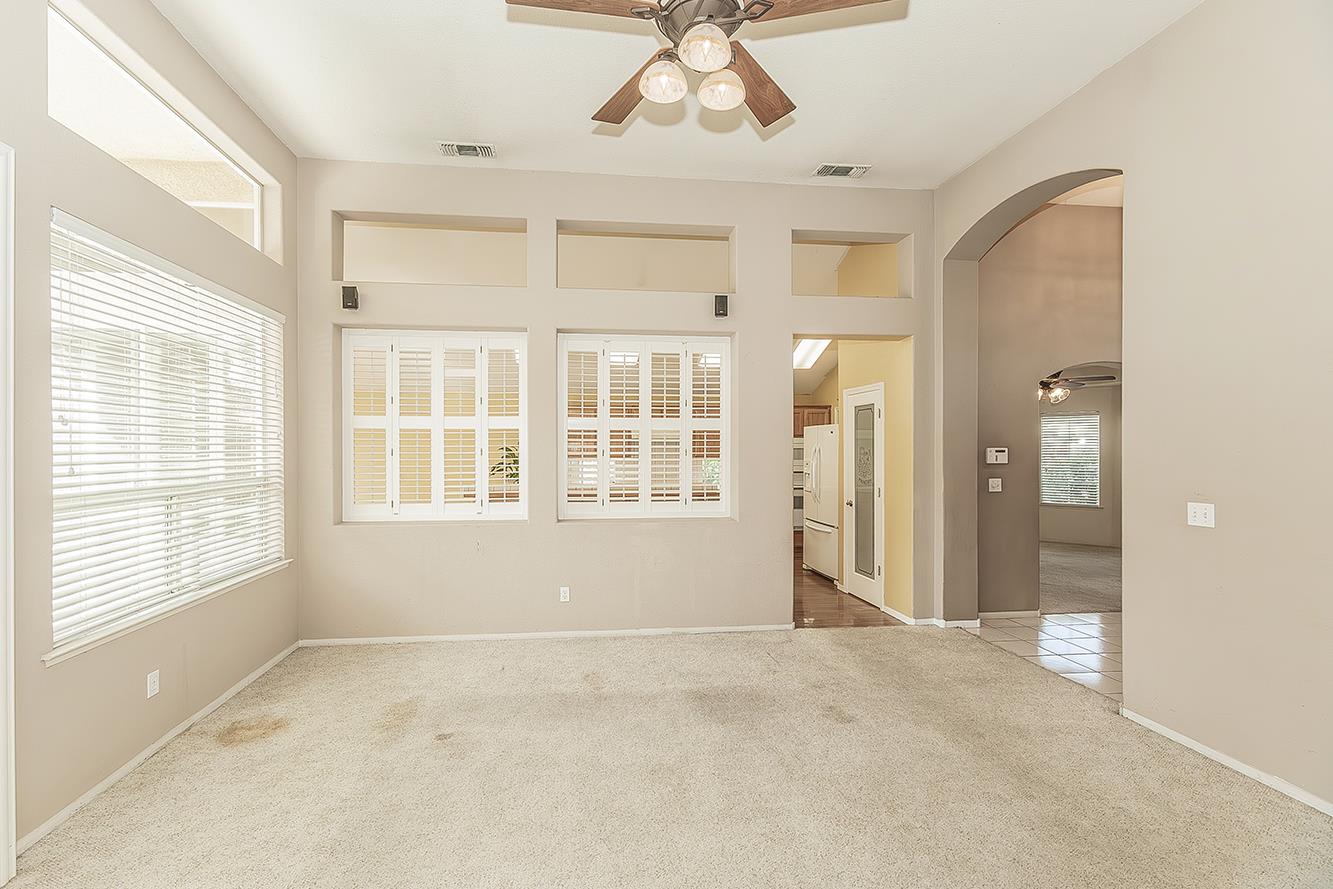 6173 W Pinedale Ave, Fresno, CA 93722