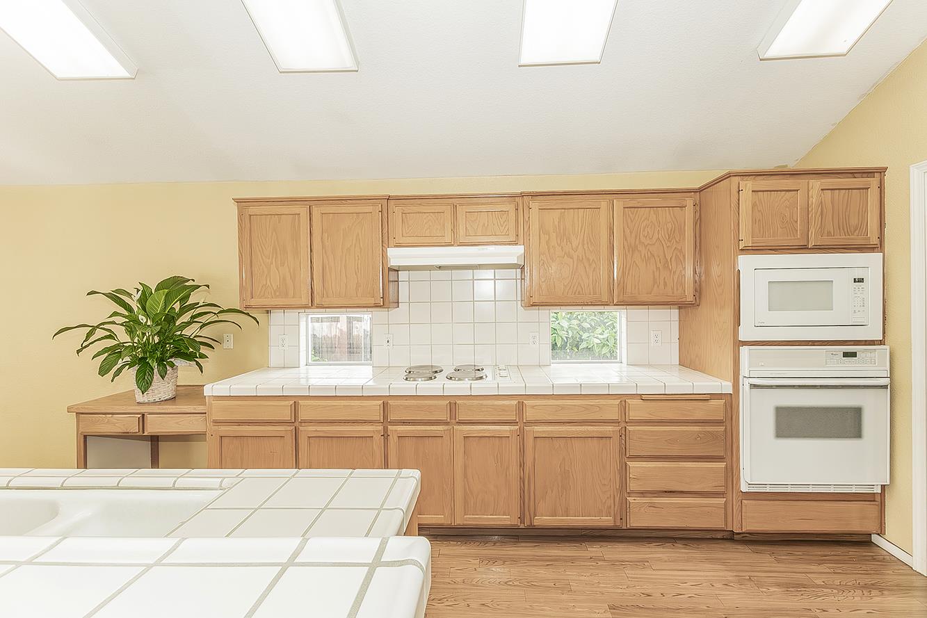 6173 W Pinedale Ave, Fresno, CA 93722