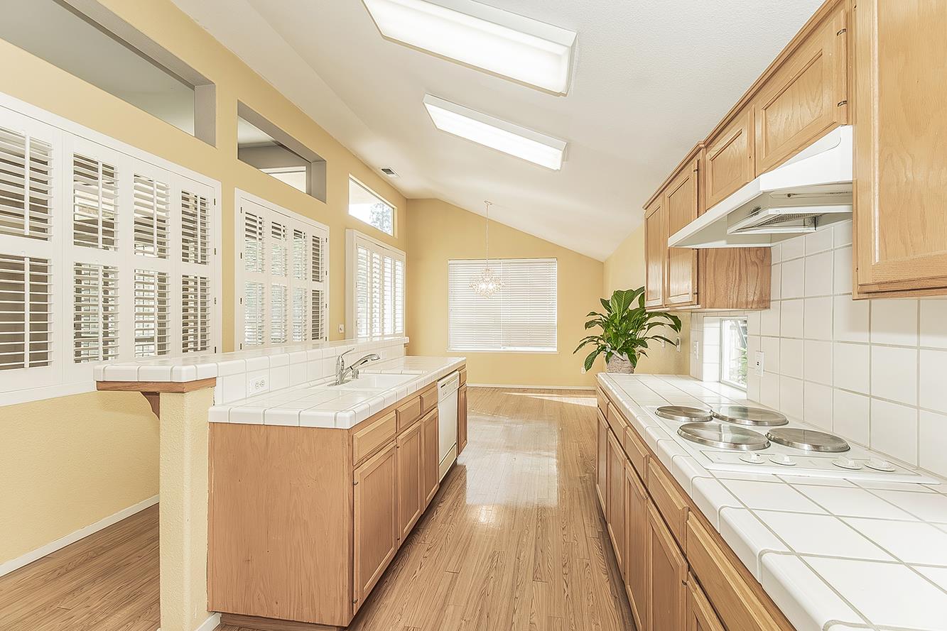 6173 W Pinedale Ave, Fresno, CA 93722