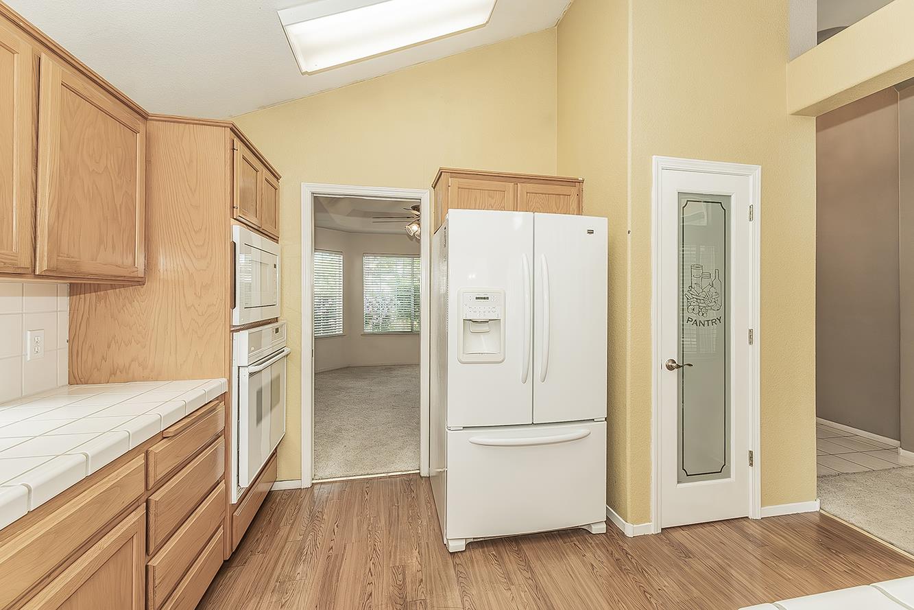 6173 W Pinedale Ave, Fresno, CA 93722