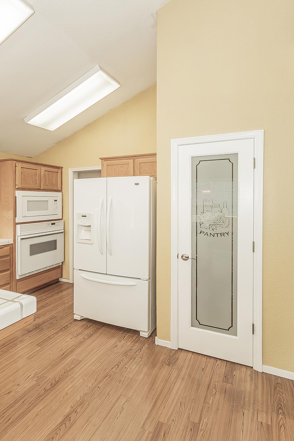 6173 W Pinedale Ave, Fresno, CA 93722