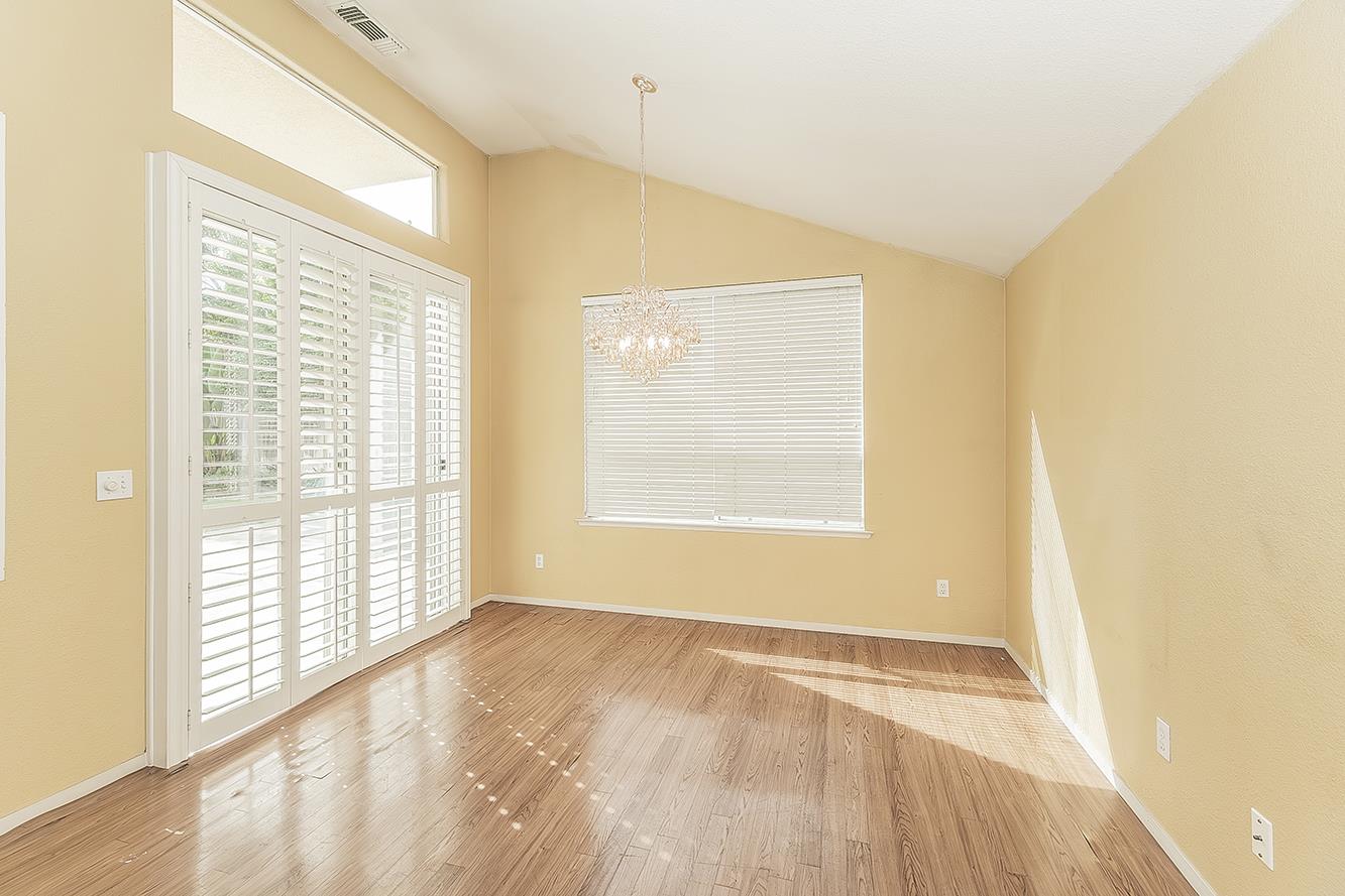 6173 W Pinedale Ave, Fresno, CA 93722