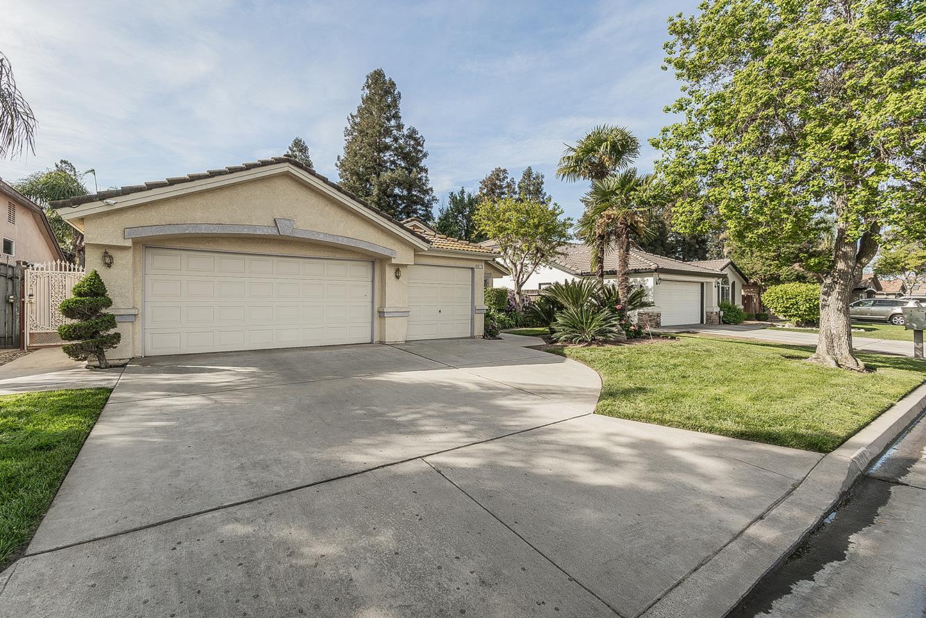 6173 W Pinedale Ave, Fresno, CA 93722