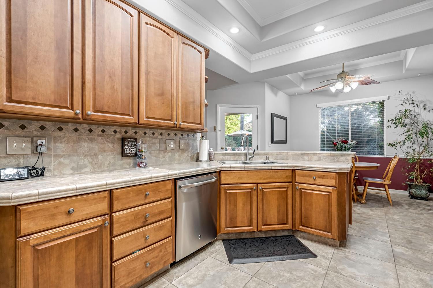 5035 W Birch Ave, Fresno, CA 93722