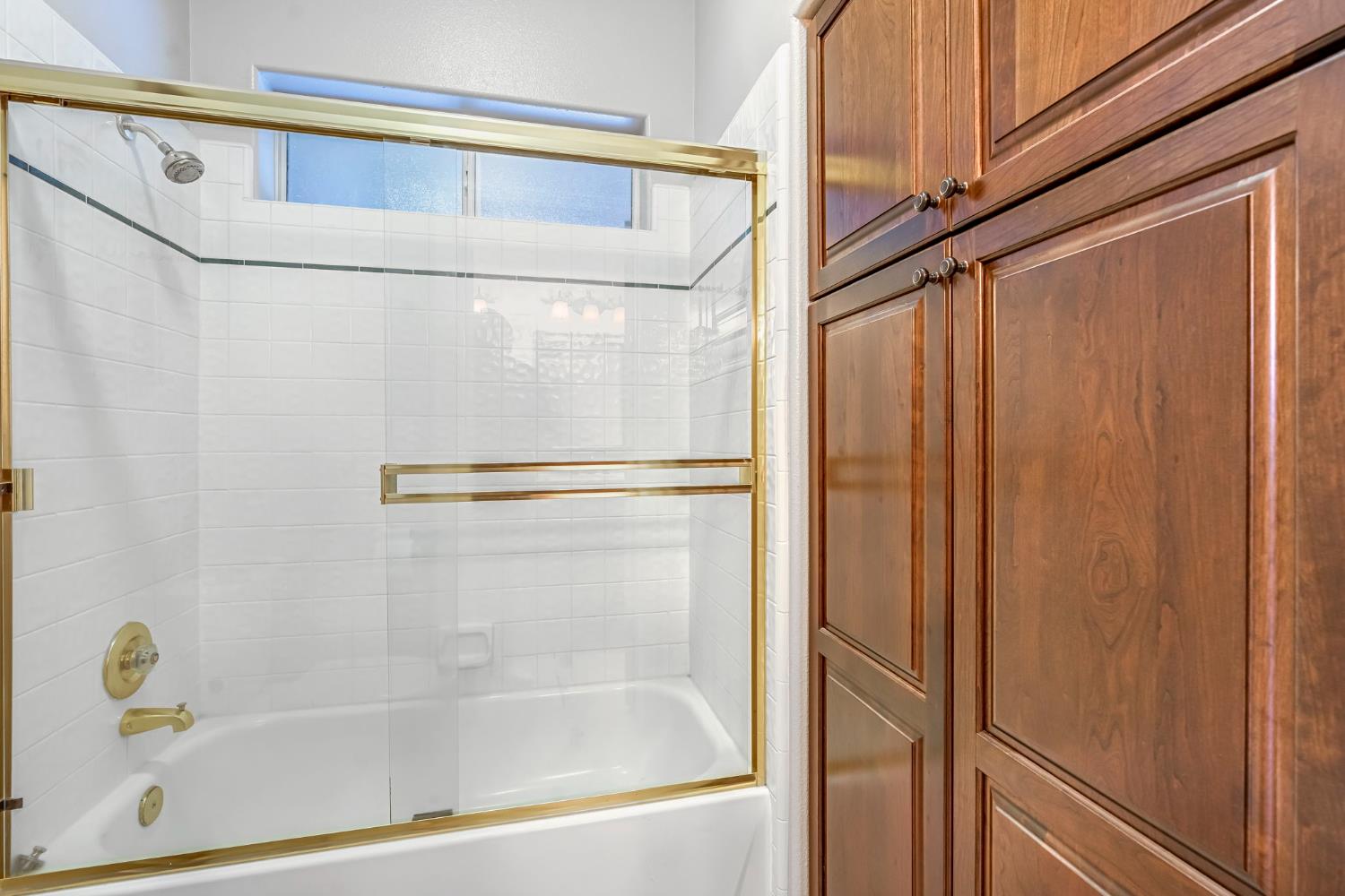 5035 W Birch Ave, Fresno, CA 93722