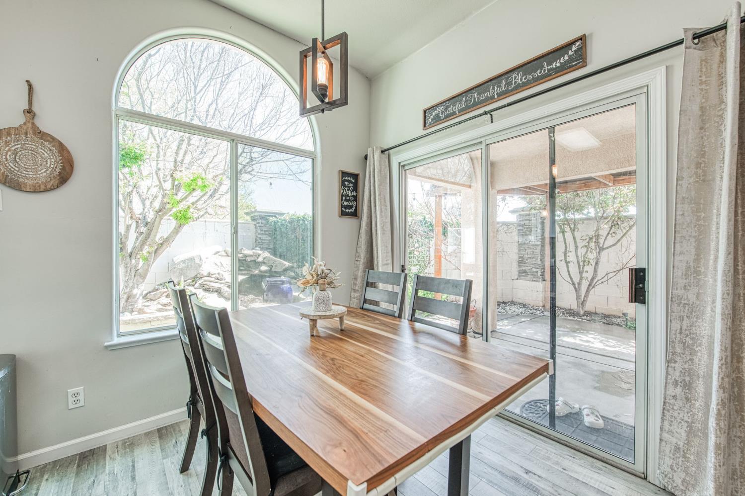 7502 N Trellis, Fresno, CA 93720