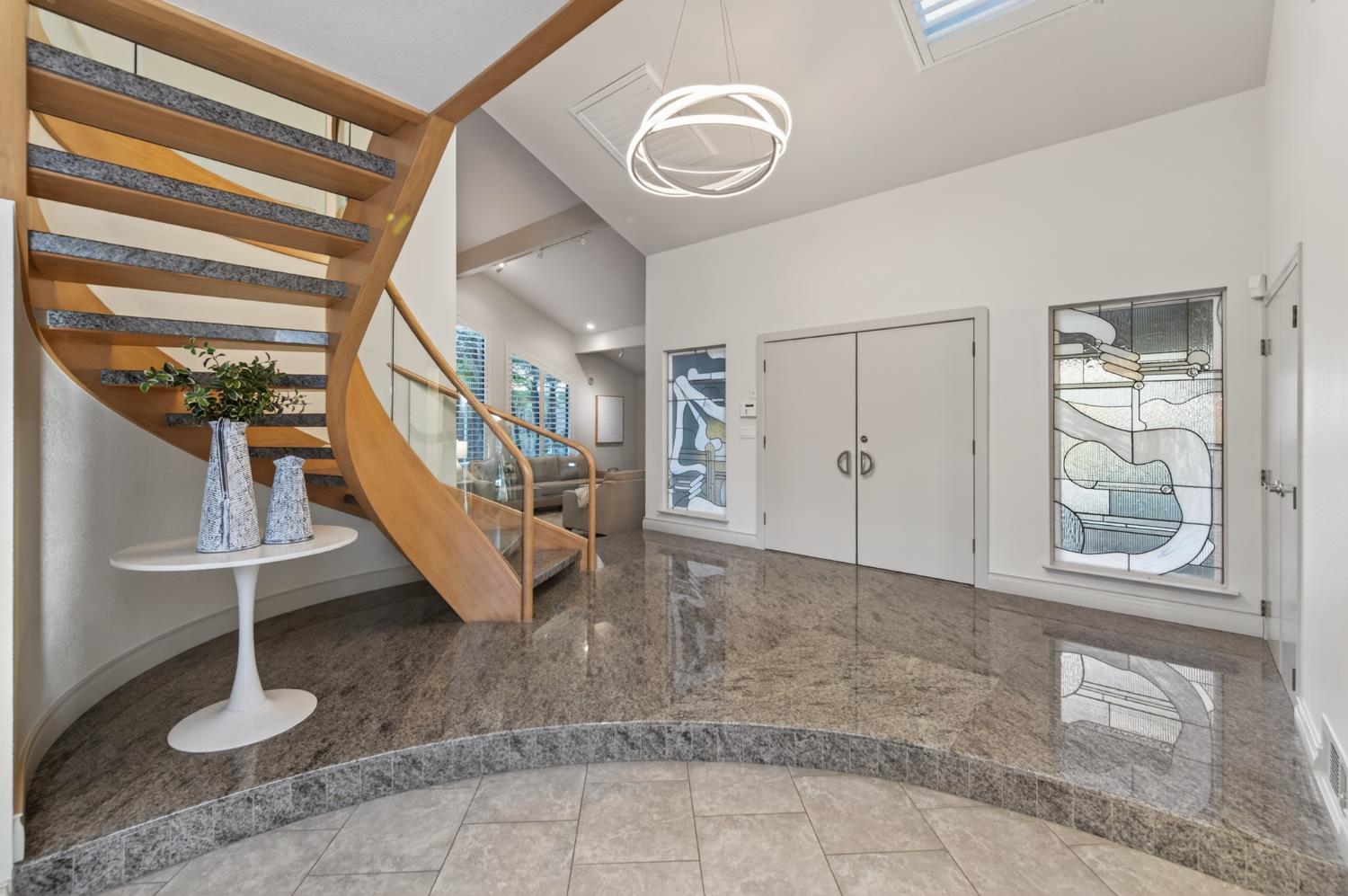 2788 W Bluff Ave, Fresno, CA 93711