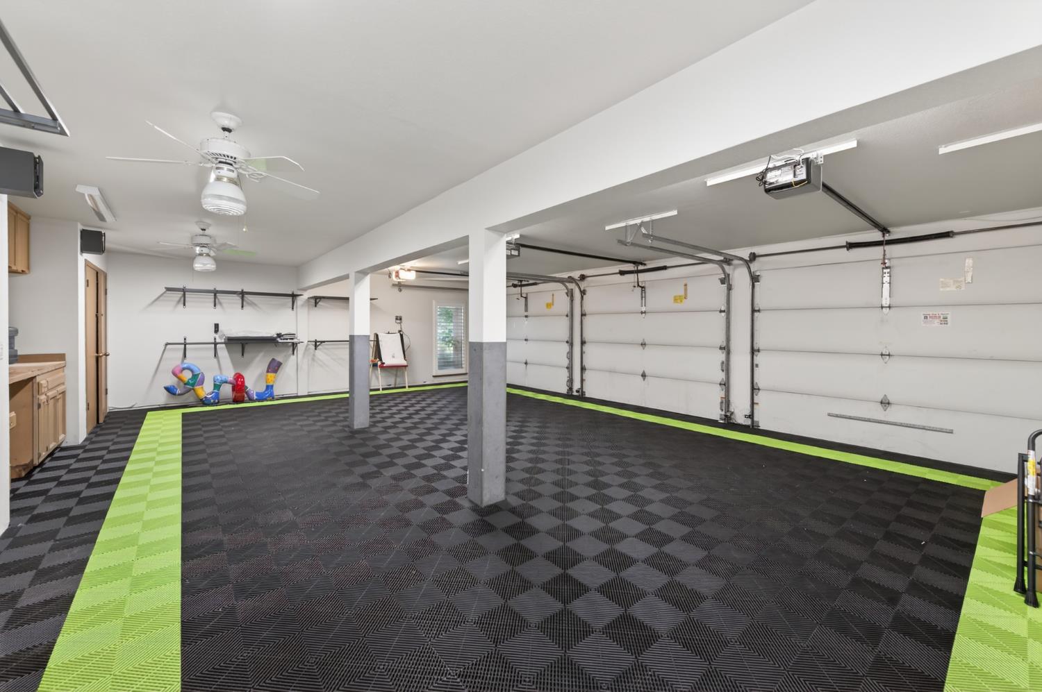 2788 W Bluff Ave, Fresno, CA 93711