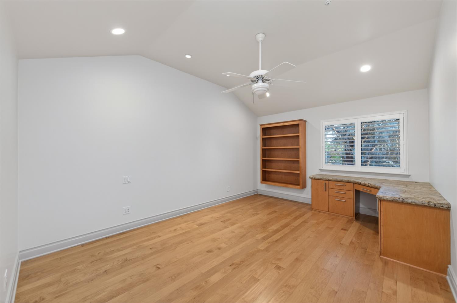 2788 W Bluff Ave, Fresno, CA 93711