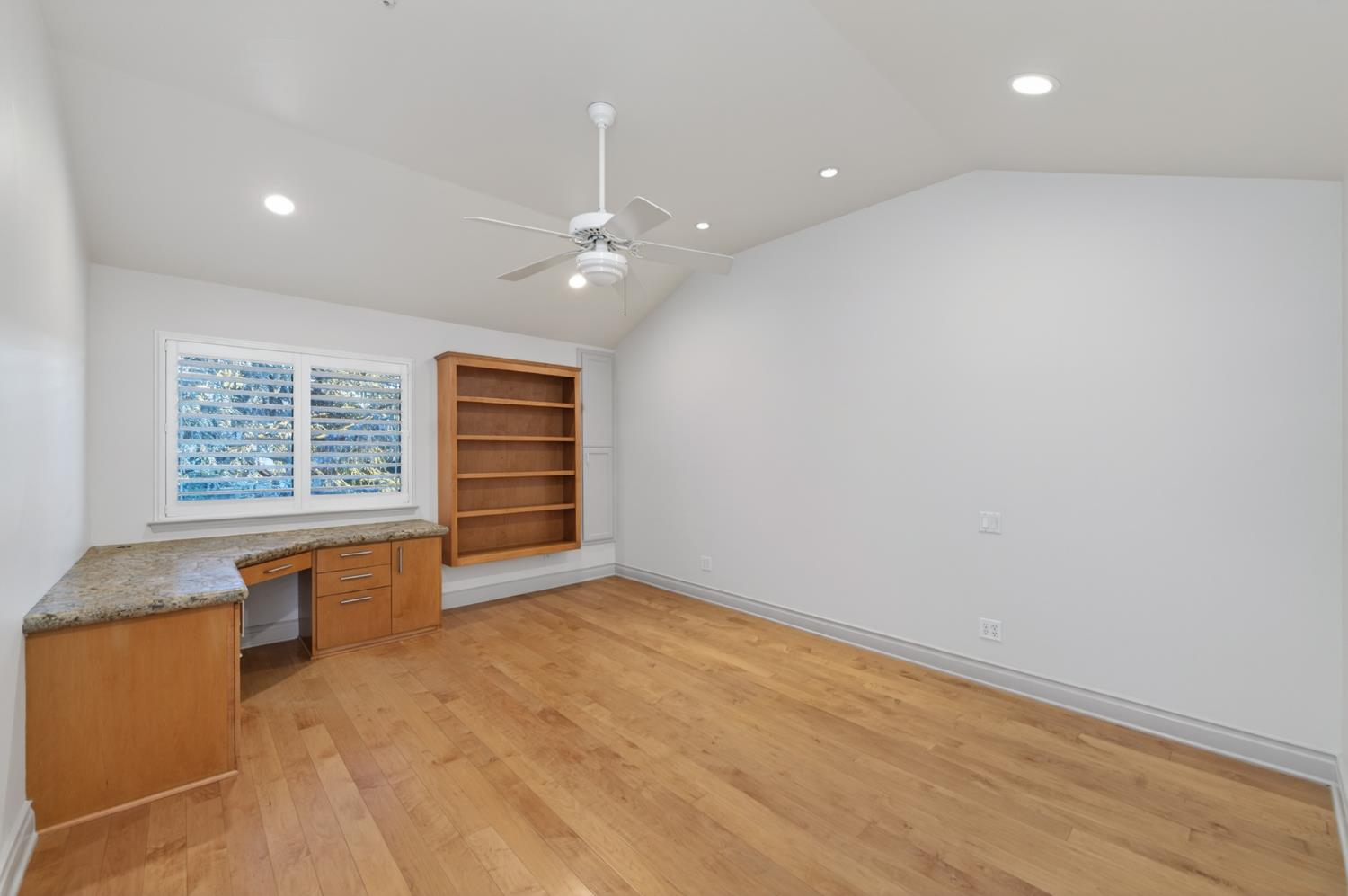 2788 W Bluff Ave, Fresno, CA 93711