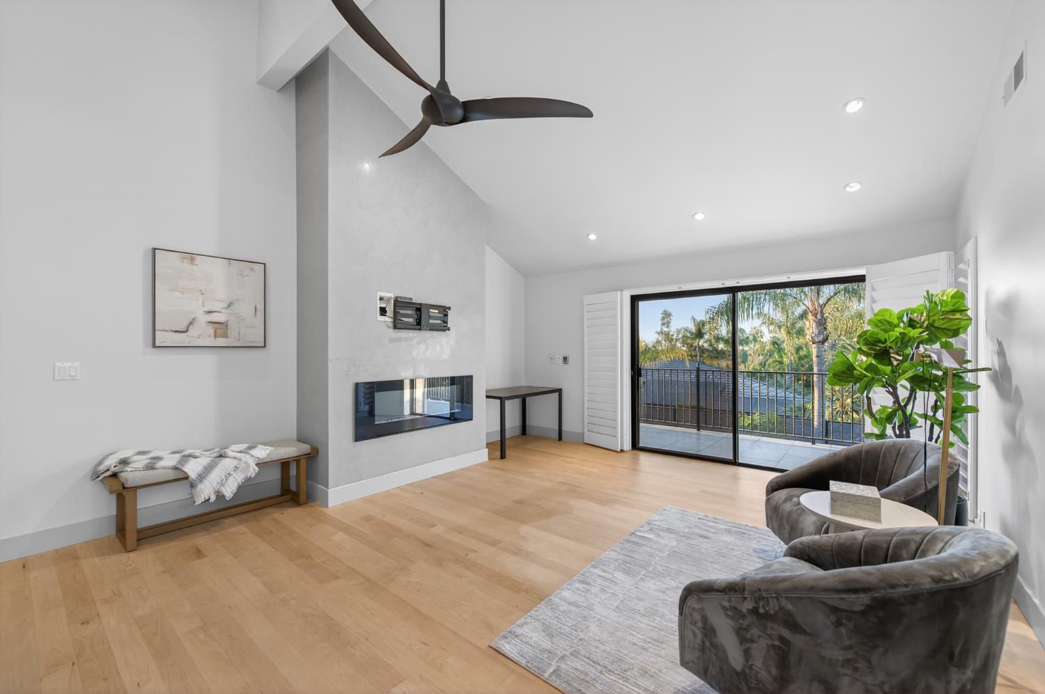 2788 W Bluff Ave, Fresno, CA 93711