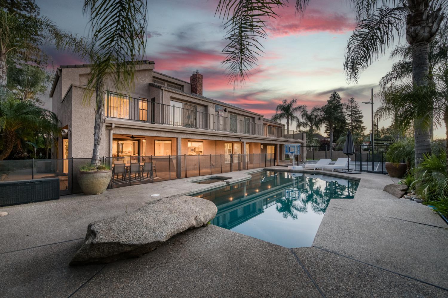 2788 W Bluff Ave, Fresno, CA 93711