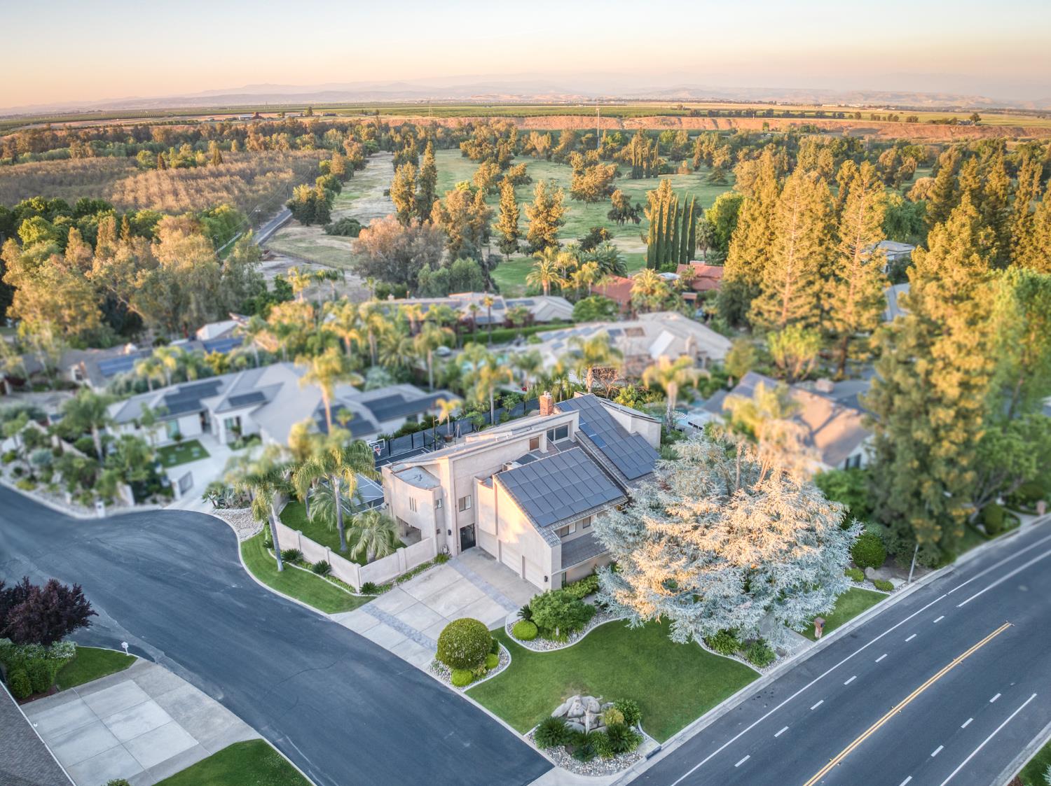 2788 W Bluff Ave, Fresno, CA 93711