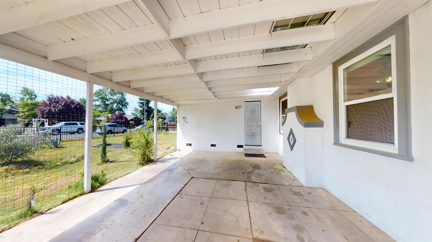 2605 N Wishon Ave, Fresno, CA 93704