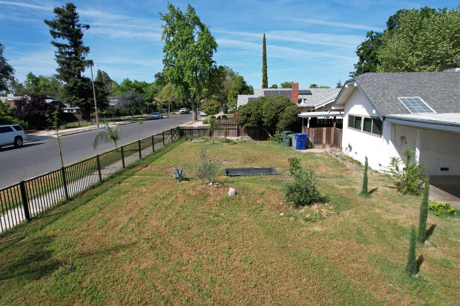 2605 N Wishon Ave, Fresno, CA 93704