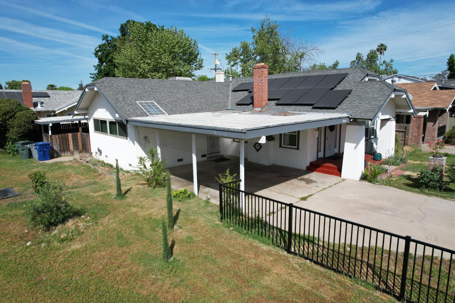 2605 N Wishon Ave, Fresno, CA 93704