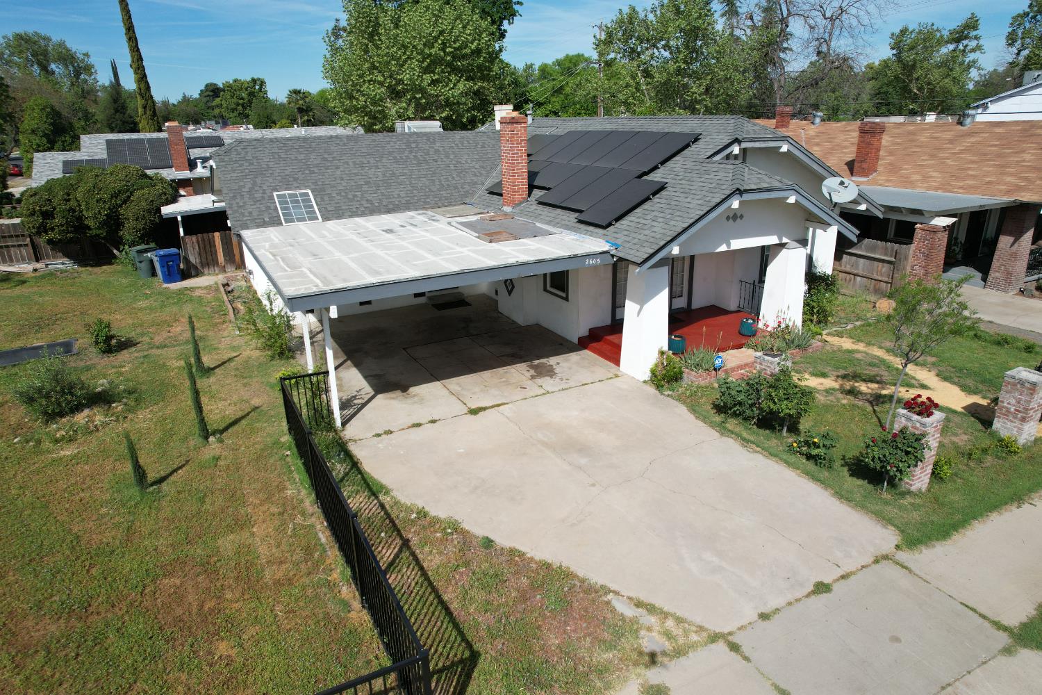 2605 N Wishon Ave, Fresno, CA 93704