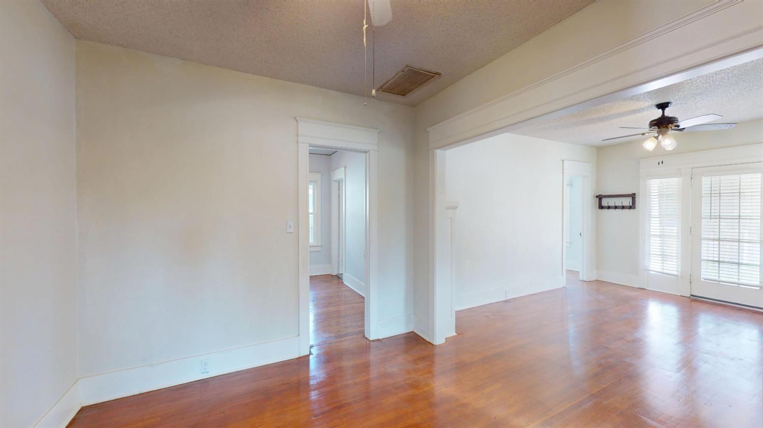 2605 N Wishon Ave, Fresno, CA 93704