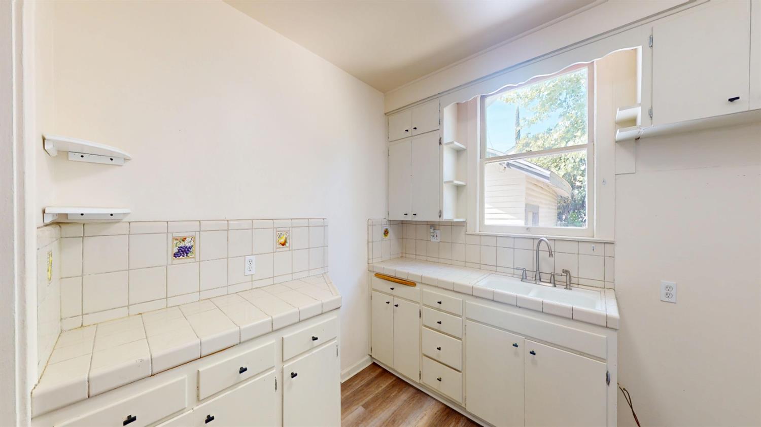 2605 N Wishon Ave, Fresno, CA 93704