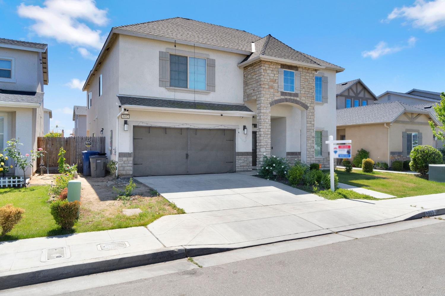 5952 E Truman Ave, Fresno, CA 93727