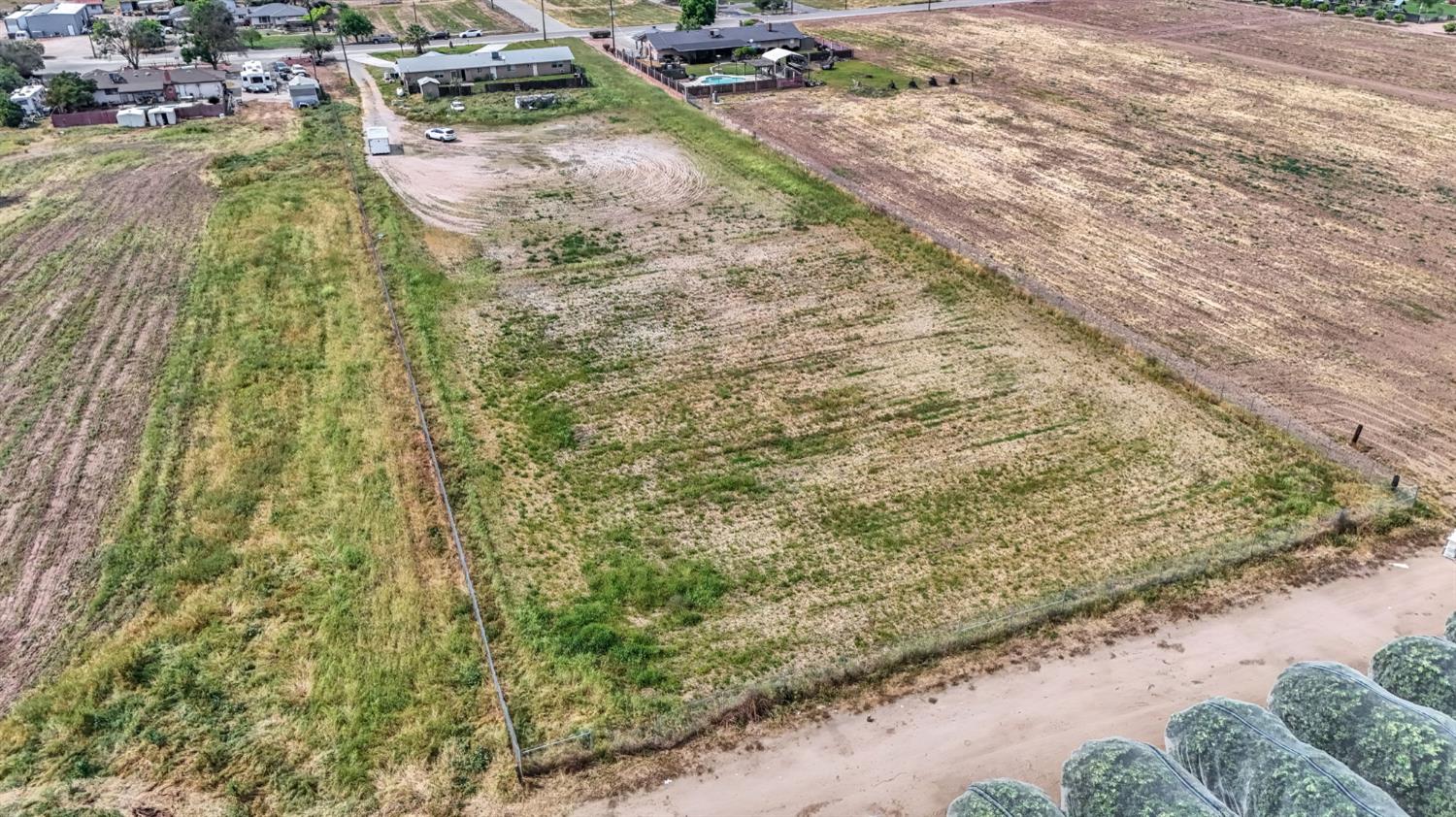 94 N Locan Ave, Fresno, CA 93737