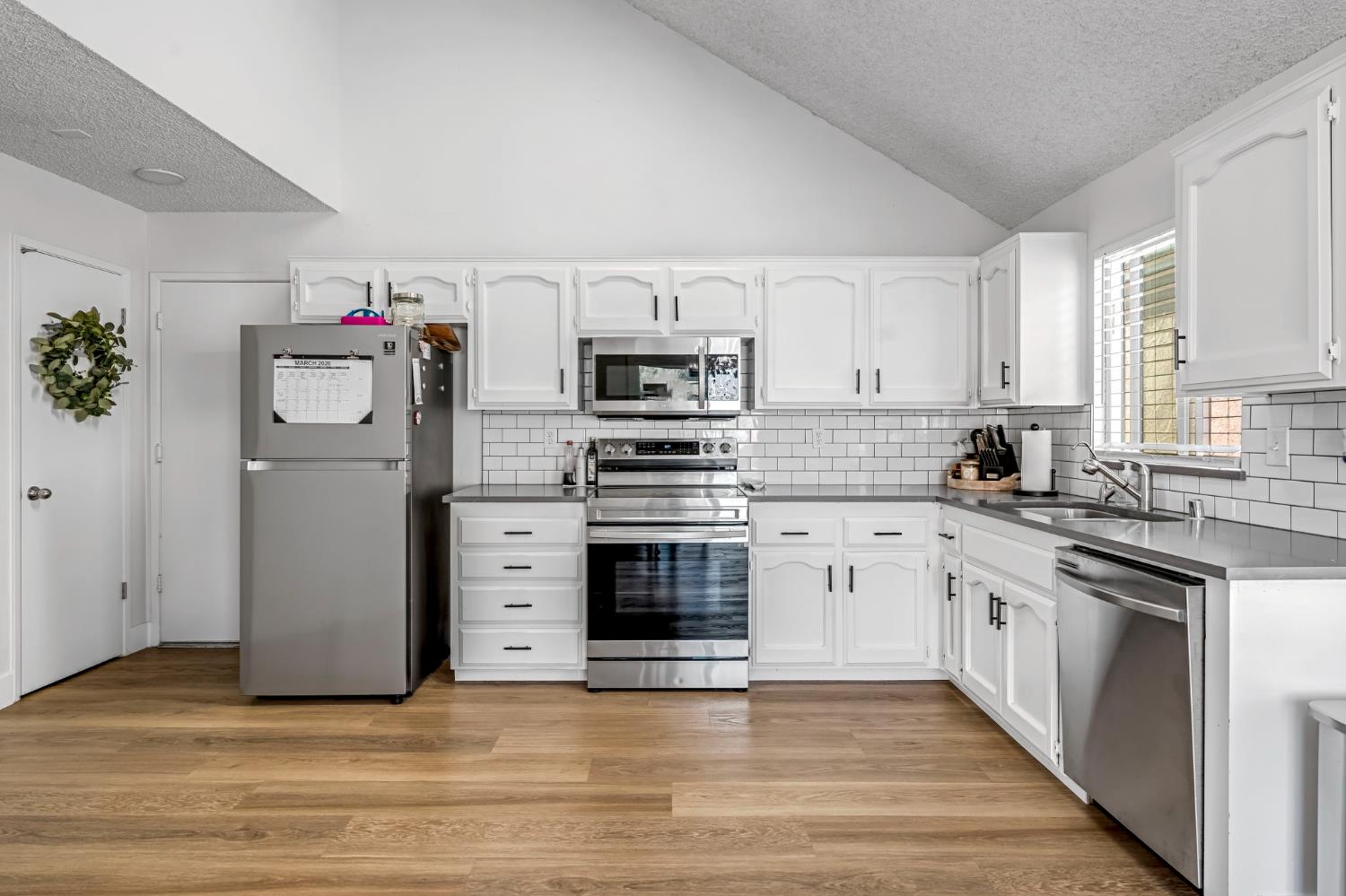 3656 W Harvard Ave, Fresno, CA 93722