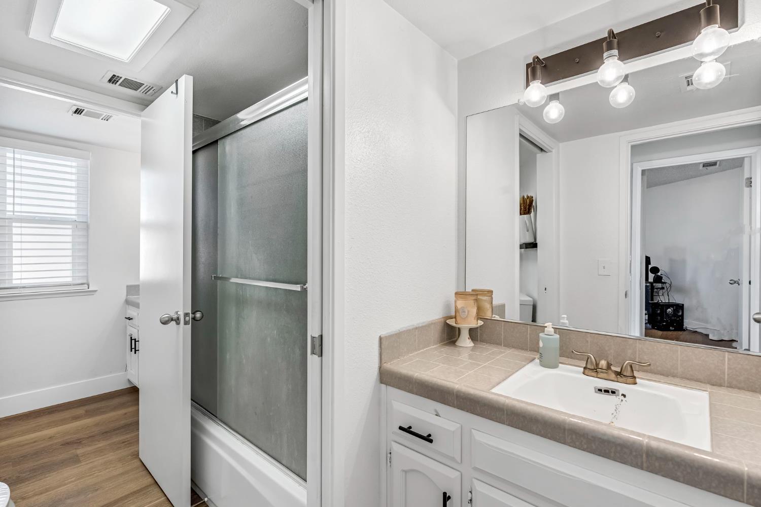 3656 W Harvard Ave, Fresno, CA 93722