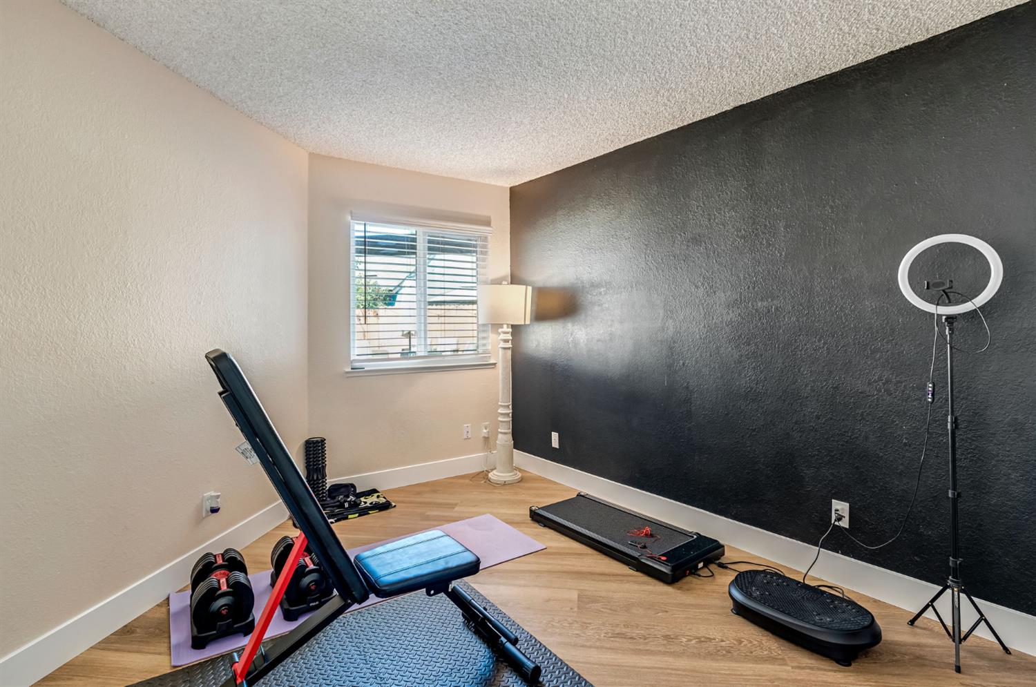 3656 W Harvard Ave, Fresno, CA 93722