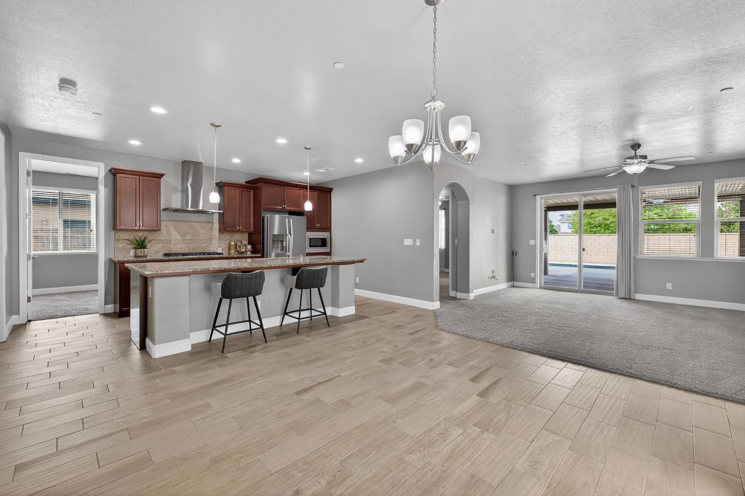 2446 S Claremont Ave, Fresno, CA 93727