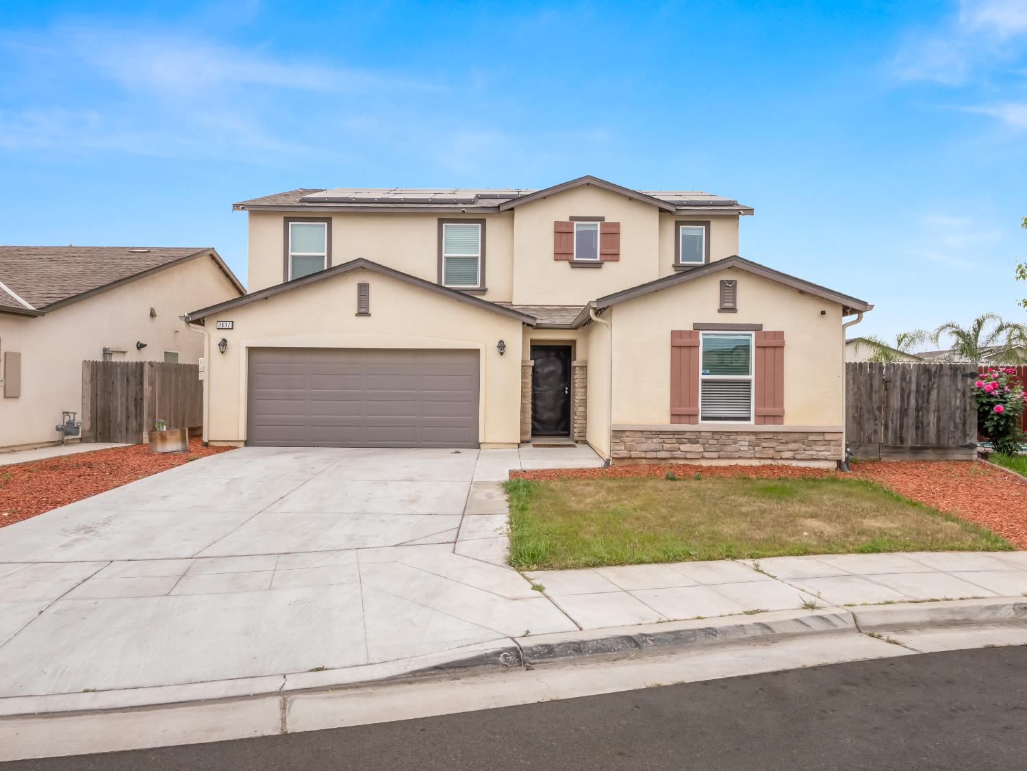 3637 N Mccaffrey Ave, Fresno, CA 93722